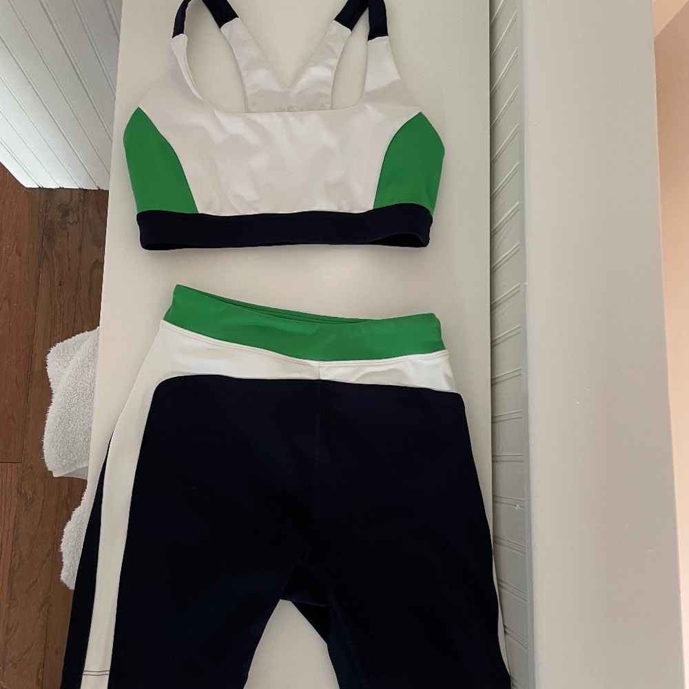 Splits 59 bra and shorts